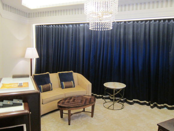 St-Regis-Junior-Suite-Abu-Dhabi