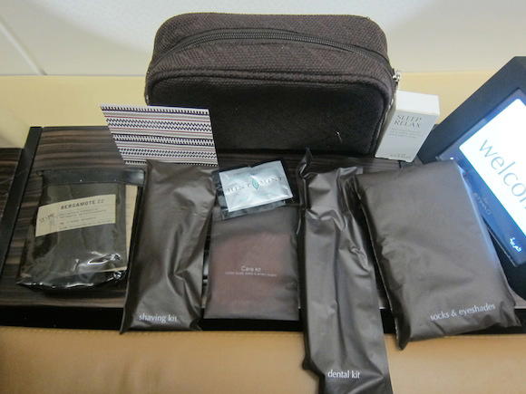 Etihad-Airways-Amenities-1