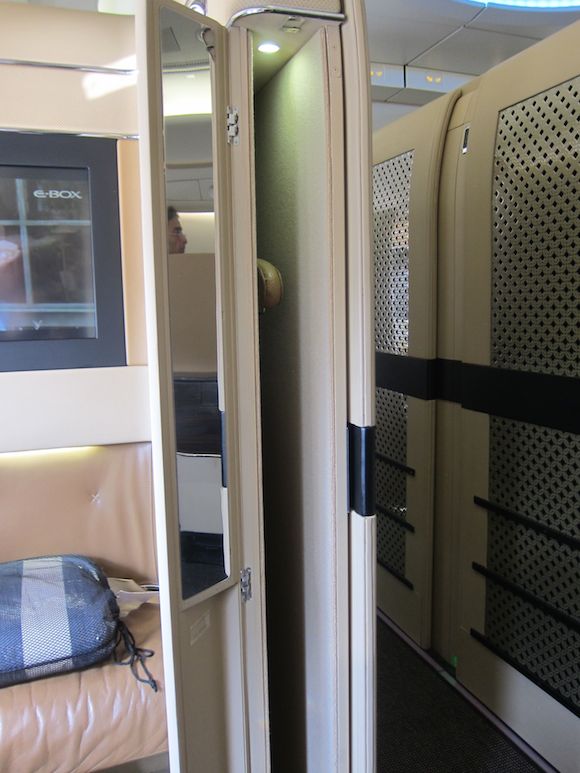 Etihad-First-Class-A340-010
