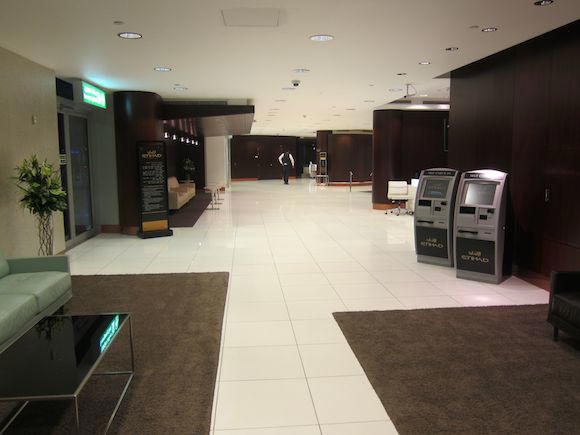 Etihad-First-Class-Lounge-06