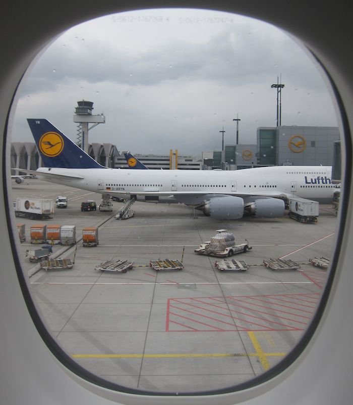 Lufthansa-Business-Class-7478-25