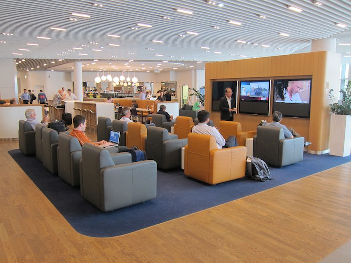 Lufthansa-Business-Lounge-Frankfurt-10