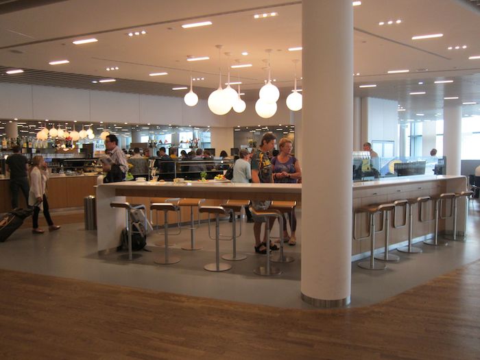 Lufthansa-Business-Lounge-Frankfurt-11