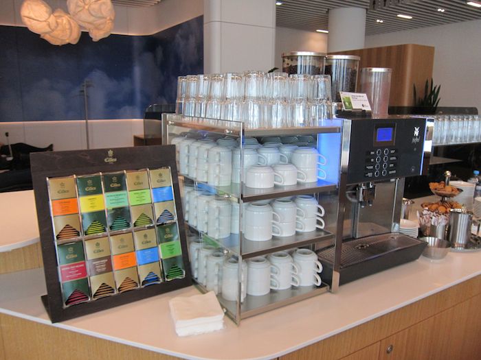 Lufthansa-Business-Lounge-Frankfurt-16