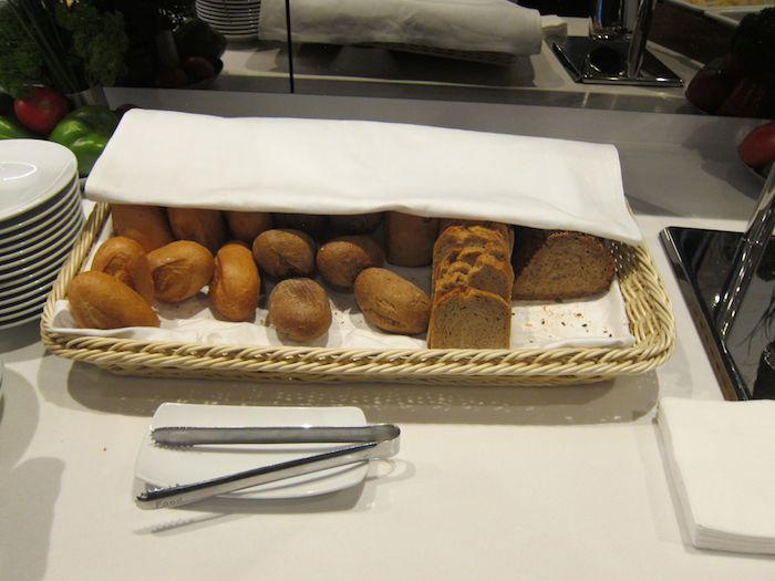 Lufthansa-Business-Lounge-Frankfurt-25