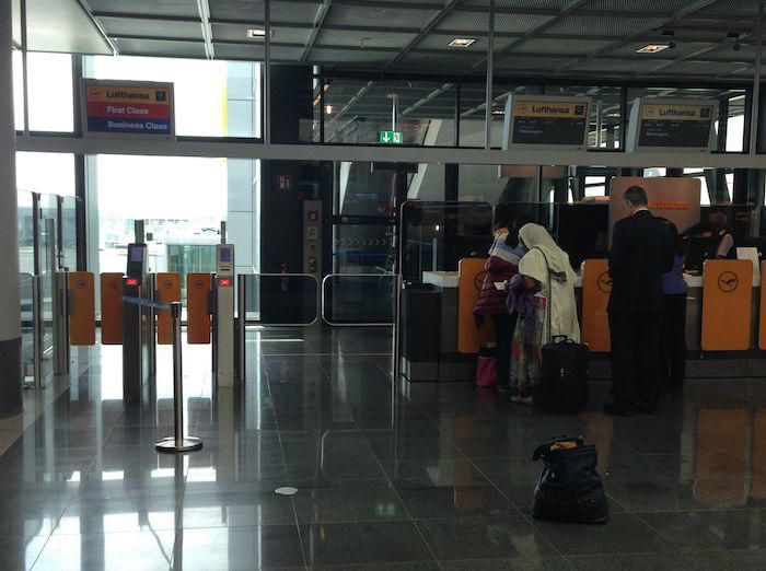 Lufthansa-Business-Lounge-Frankfurt-34