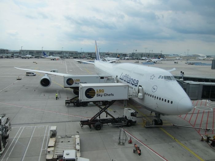 Lufthansa-Business-Lounge-Frankfurt-35