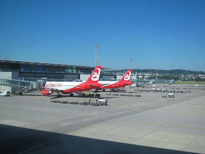 Swiss-Panorama-Lounge-Zurich-Airport-05