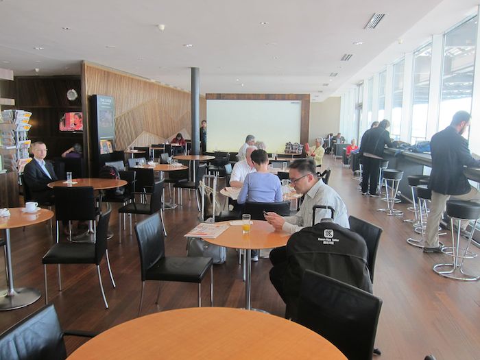 Swiss-Panorama-Lounge-Zurich-Airport-16