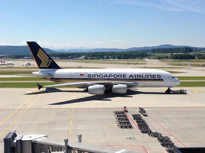 Swiss-Panorama-Lounge-Zurich-Airport-34