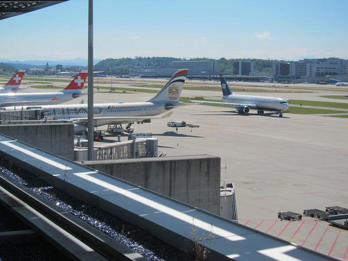 Swiss-Panorama-Lounge-Zurich-Airport-35