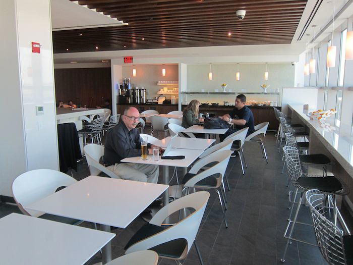 AmEx-Centurion-Lounge-LGA-Airport-17