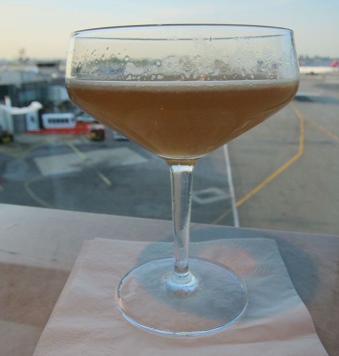 AmEx-Centurion-Lounge-LGA-Airport-33