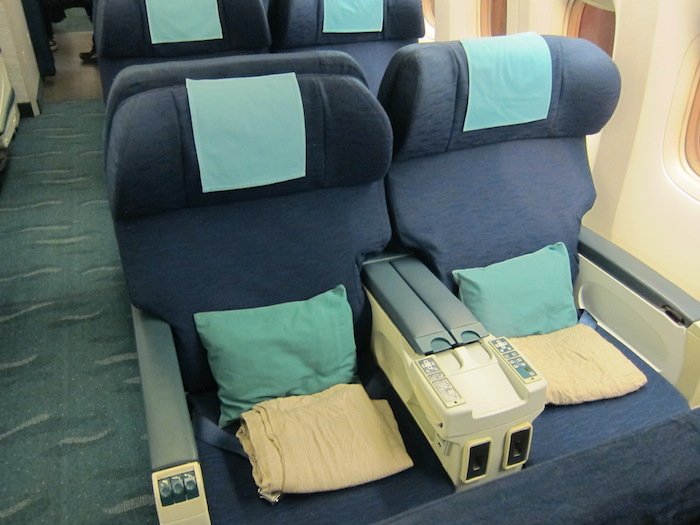Cathay-Pacific-Business-Class-1