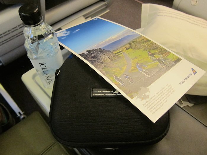 Icelandair-Business-Class-9