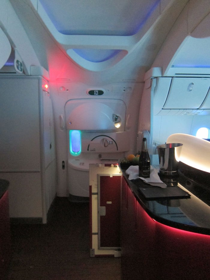 Qatar-Airways-787-Business-Class-16