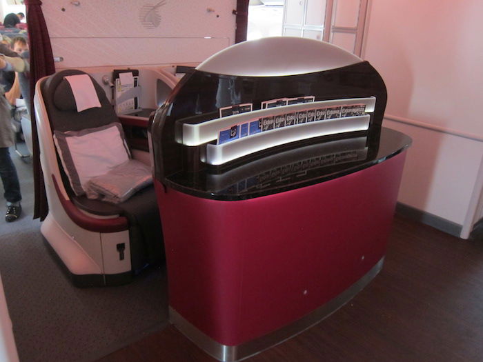 Qatar-Airways-787-Business-Class-2