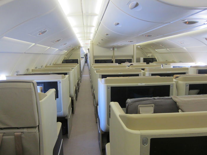 Singapore-Airlines-A380-Business-Class-3