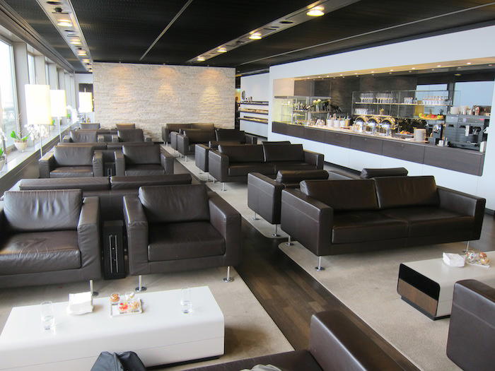 Swiss-First-Class-Lounge