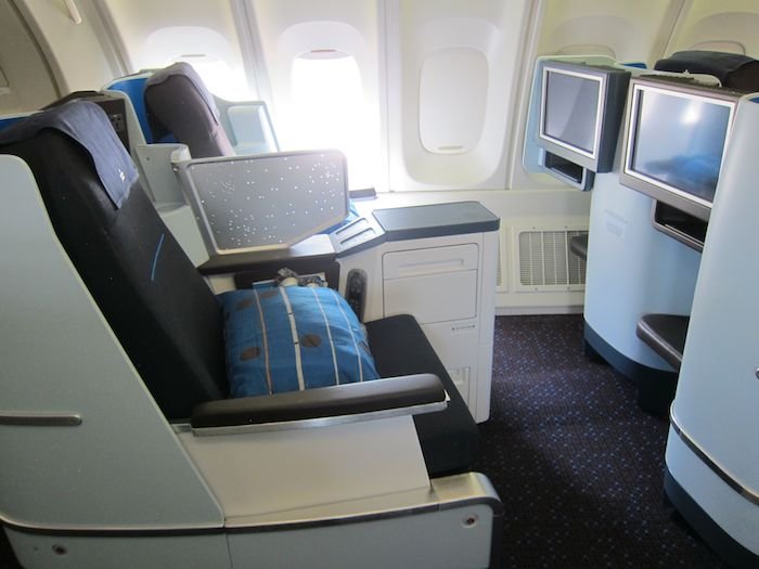 KLM-Business-Class-747-08