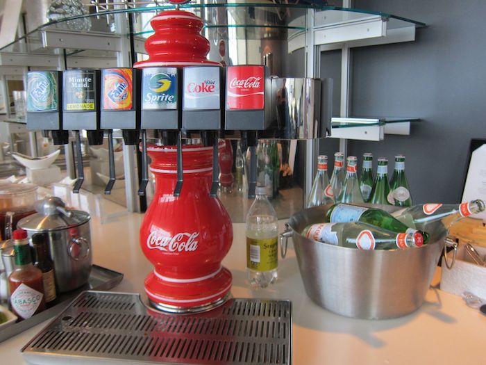 Lufthansa-Senator-Lounge-Washington-Dulles-27