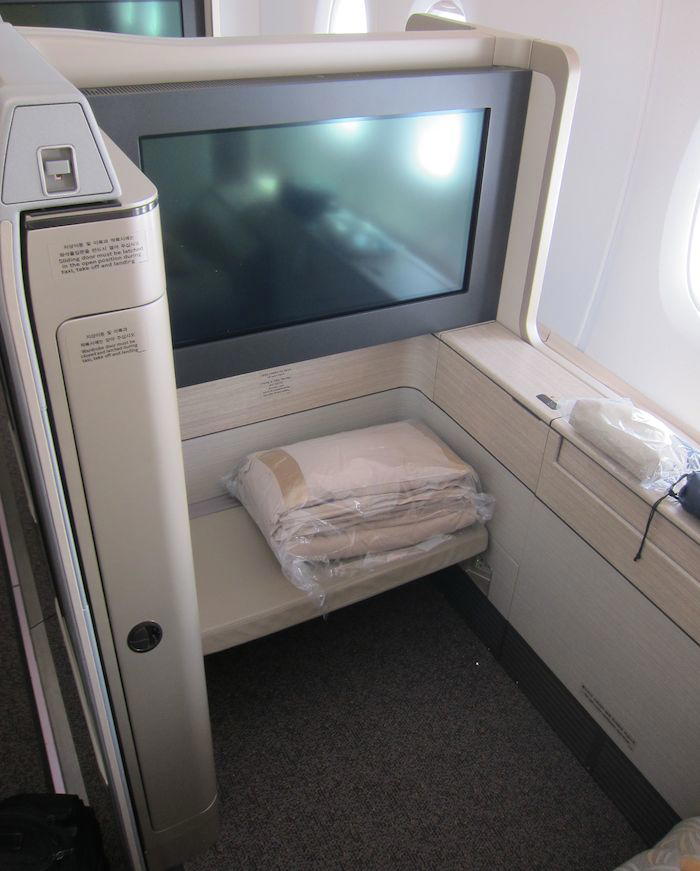 Asiana-A380-First-Class-004