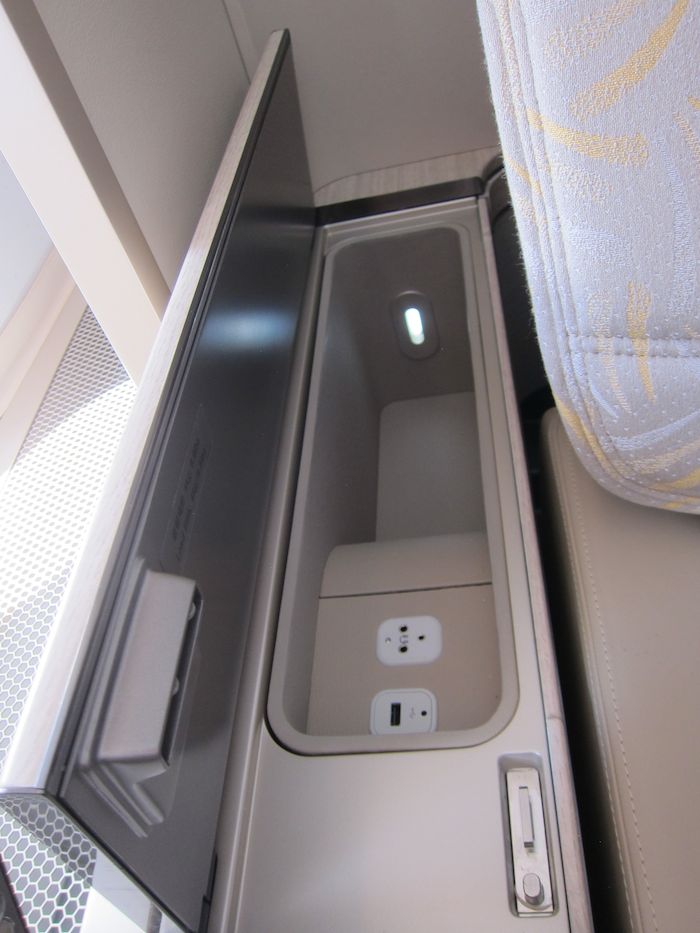 Asiana-A380-First-Class-009