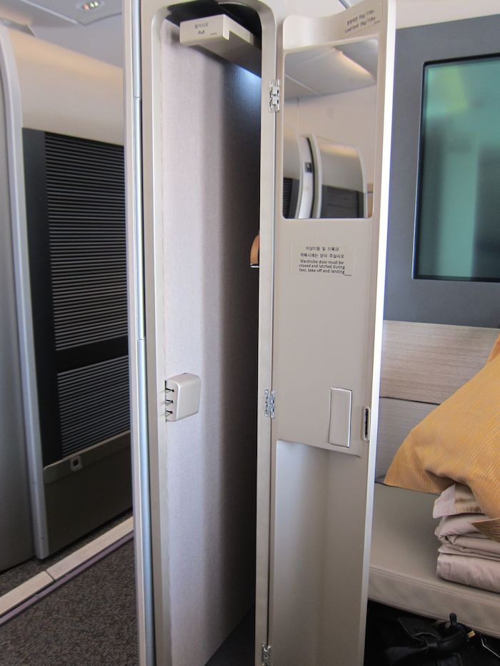 Asiana-A380-First-Class-013