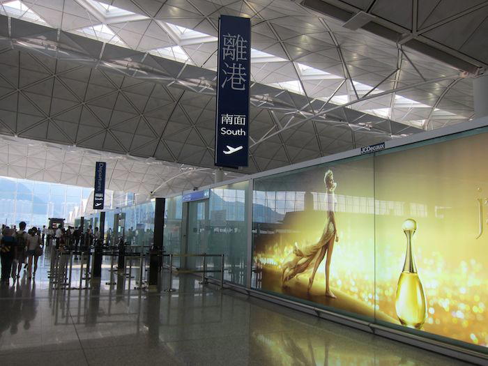 Cathay-Pacific-The-Bridge-Lounge-06