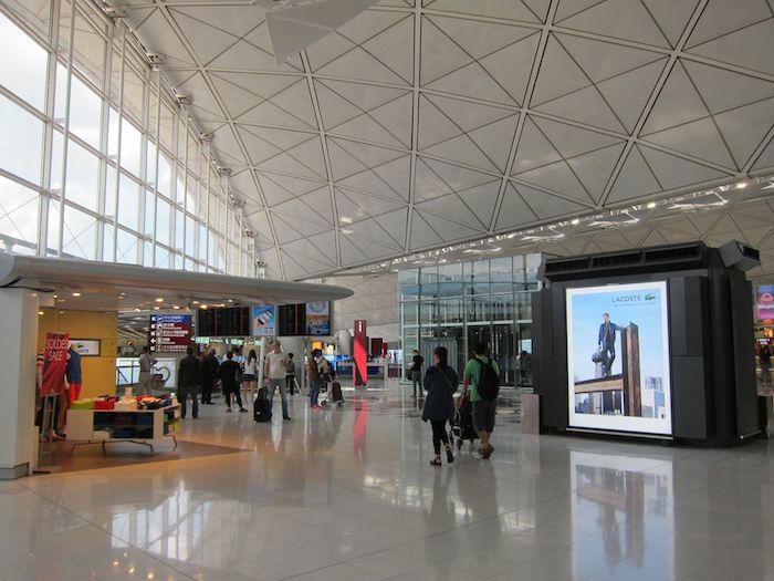 Cathay-Pacific-The-Bridge-Lounge-07