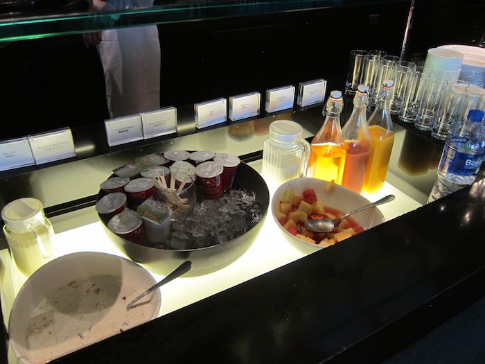 Cathay-Pacific-The-Bridge-Lounge-37