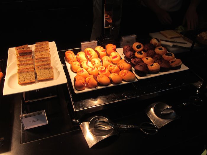 Cathay-Pacific-The-Bridge-Lounge-39