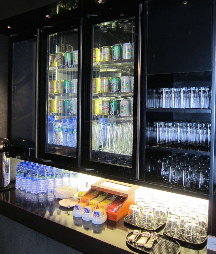 Cathay-Pacific-The-Bridge-Lounge-45