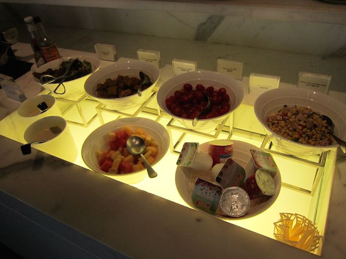 Cathay-Pacific-The-Bridge-Lounge-58