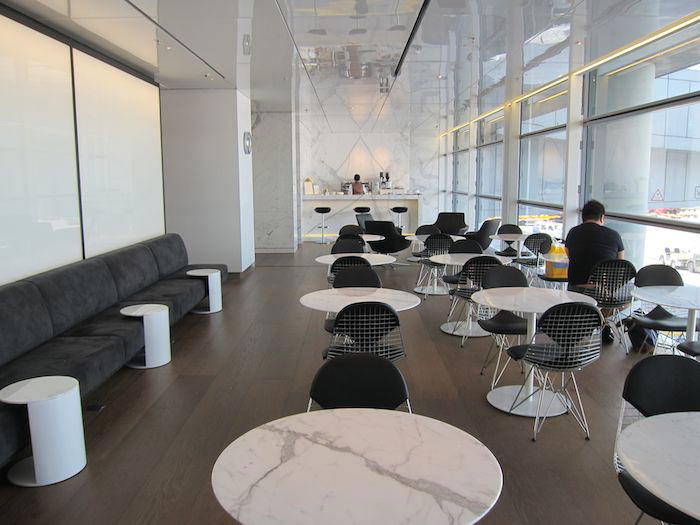 Cathay-Pacific-The-Bridge-Lounge-60