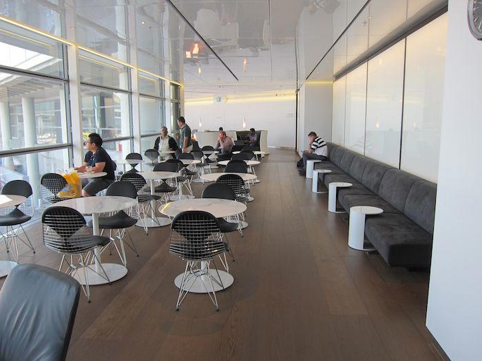 Cathay-Pacific-The-Bridge-Lounge-61