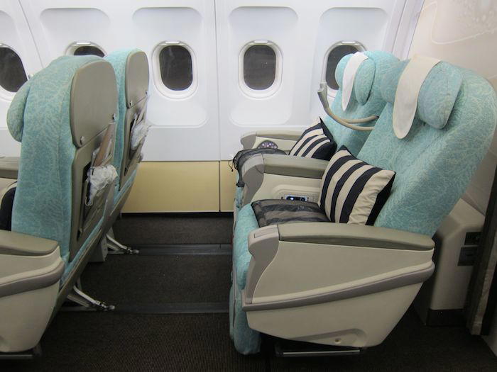 Etihad-Business-Class-A320-02