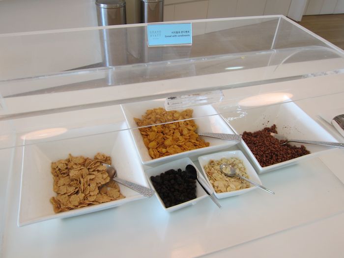 Korean-Air-Lounge-Incheon-33