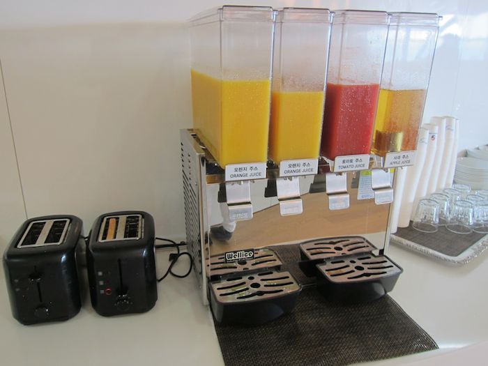 Korean-Air-Lounge-Incheon-41
