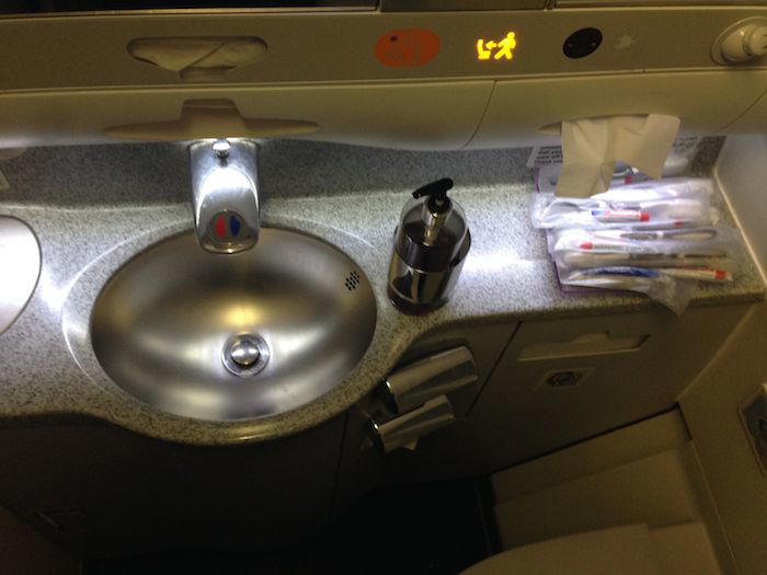 Qatar-Airways-First-Class-A330-39