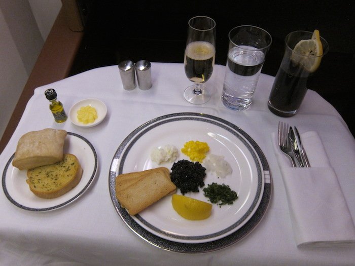 Singapore-First-Class-Meal