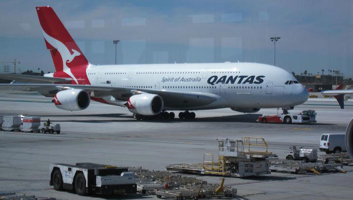 Star-Alliance-First-Lounge-LAX-43
