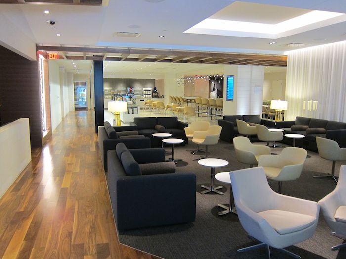 Star-Alliance-Lounge-LAX-09