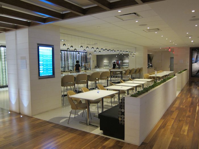 Star-Alliance-Lounge-LAX-11