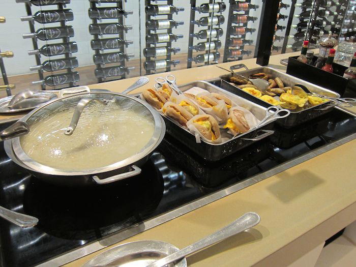Star-Alliance-Lounge-LAX-22