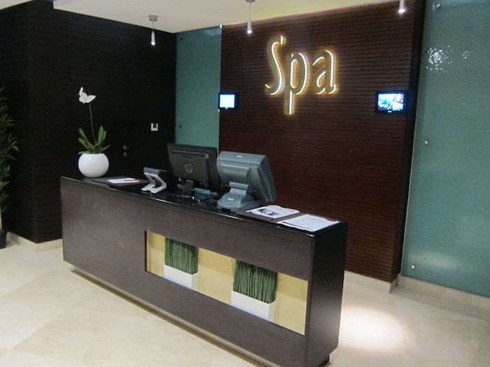 Crowne-Plaza-Doha-23