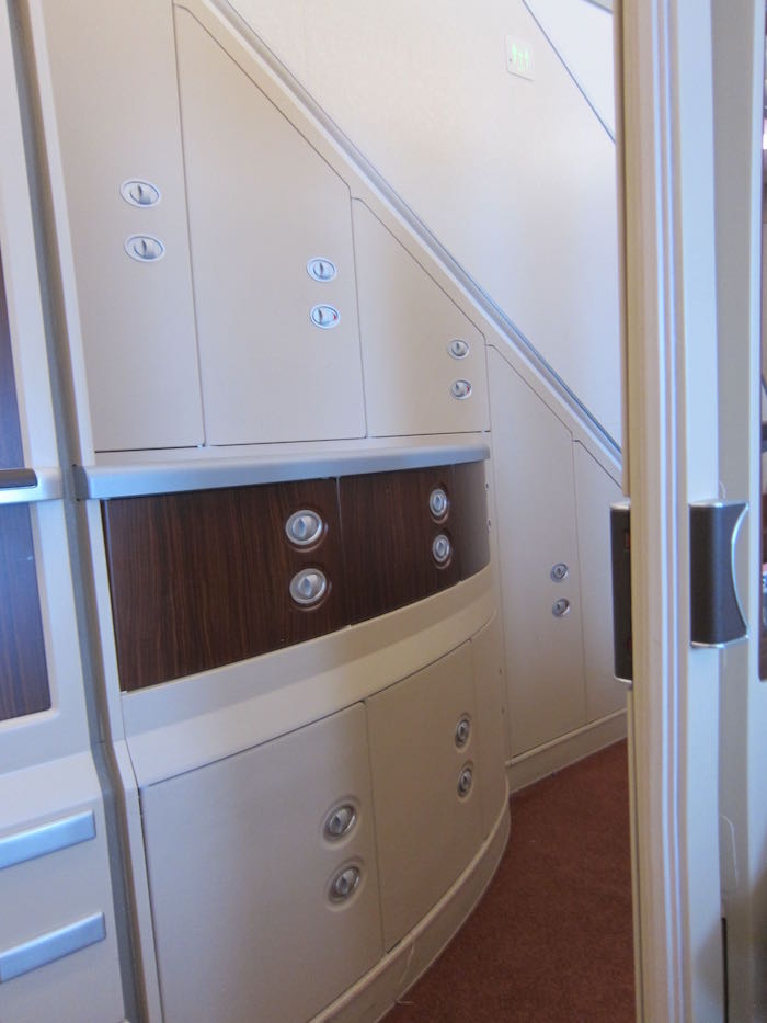 Singapore-A380-Suites-Class-06