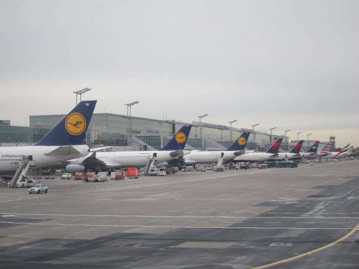 Singapore-A380-Suites-Class-80