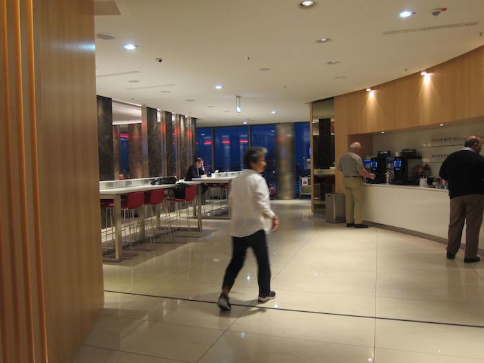 Air-Canada-Lounge-Frankfurt-05