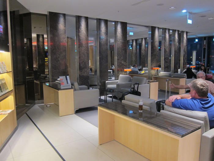 Air-Canada-Lounge-Frankfurt-13